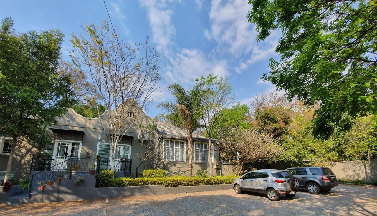 Waterhouse Guest Lodge In Muckleneuk Pretoria-Noord Kültér fotó
