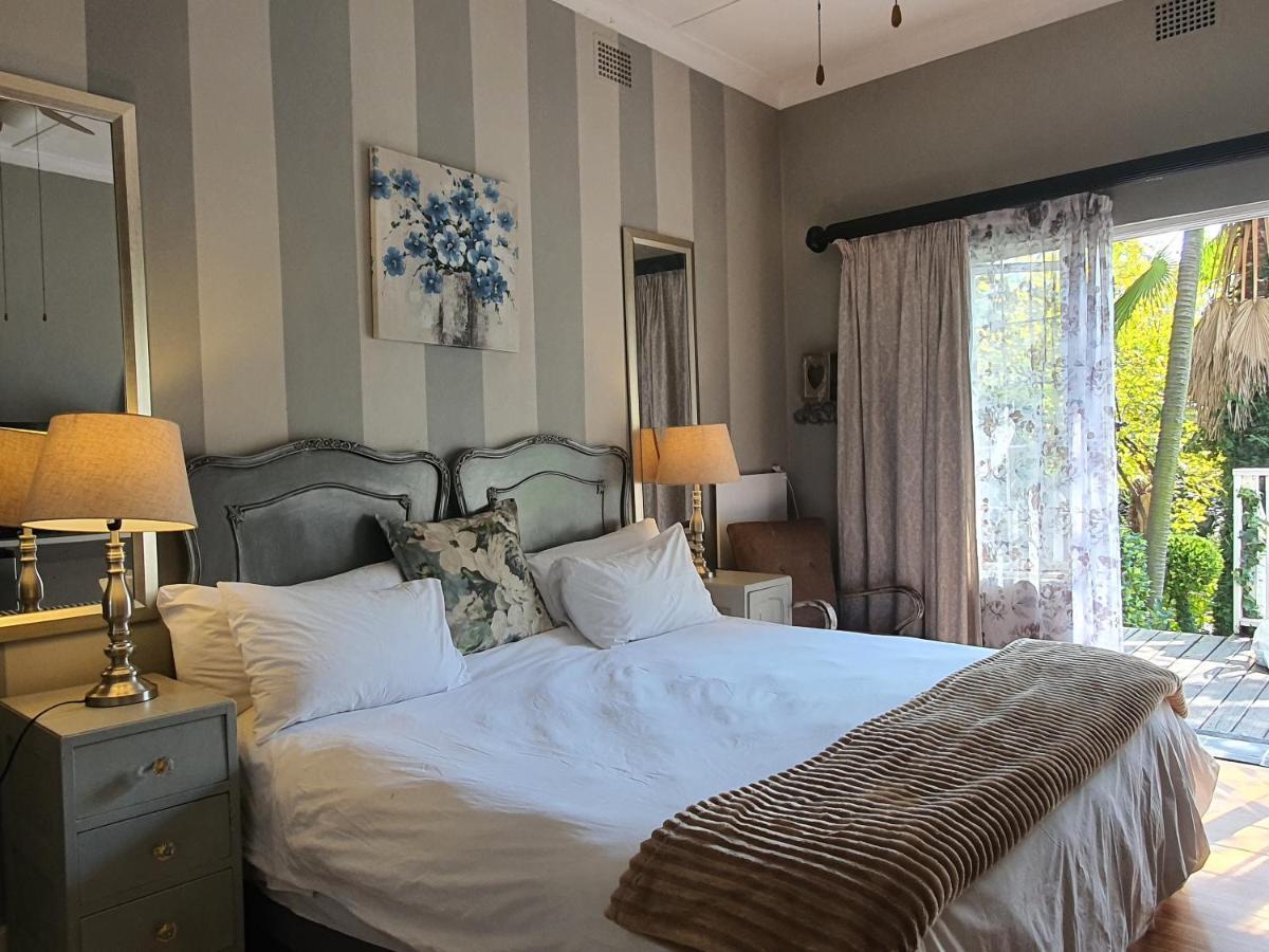 Waterhouse Guest Lodge In Muckleneuk Pretoria-Noord Kültér fotó