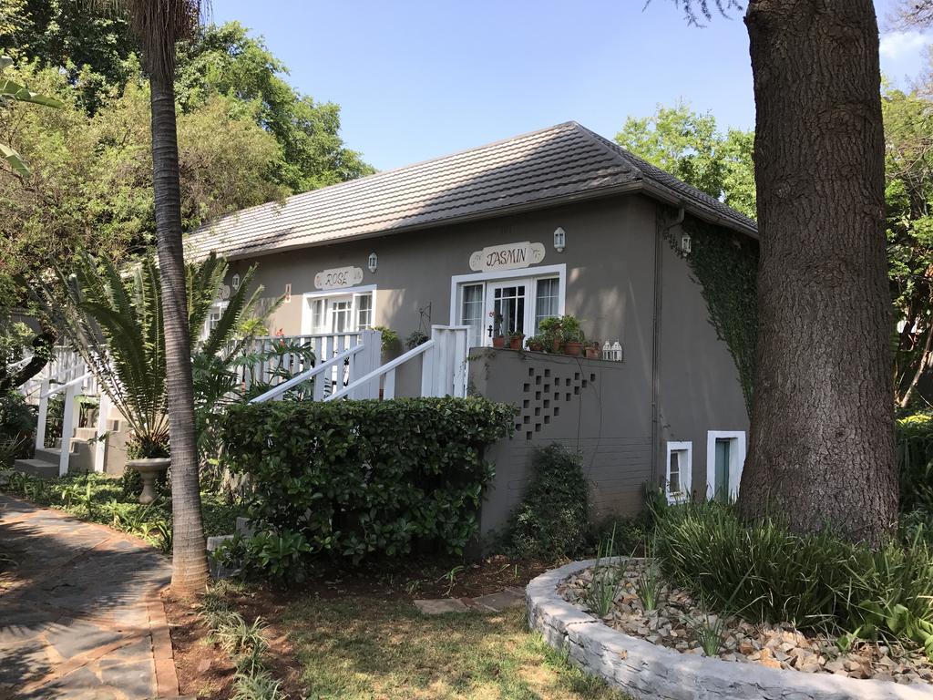 Waterhouse Guest Lodge In Muckleneuk Pretoria-Noord Kültér fotó
