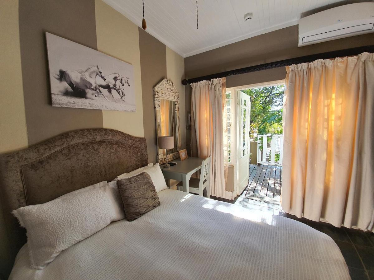 Waterhouse Guest Lodge In Muckleneuk Pretoria-Noord Kültér fotó